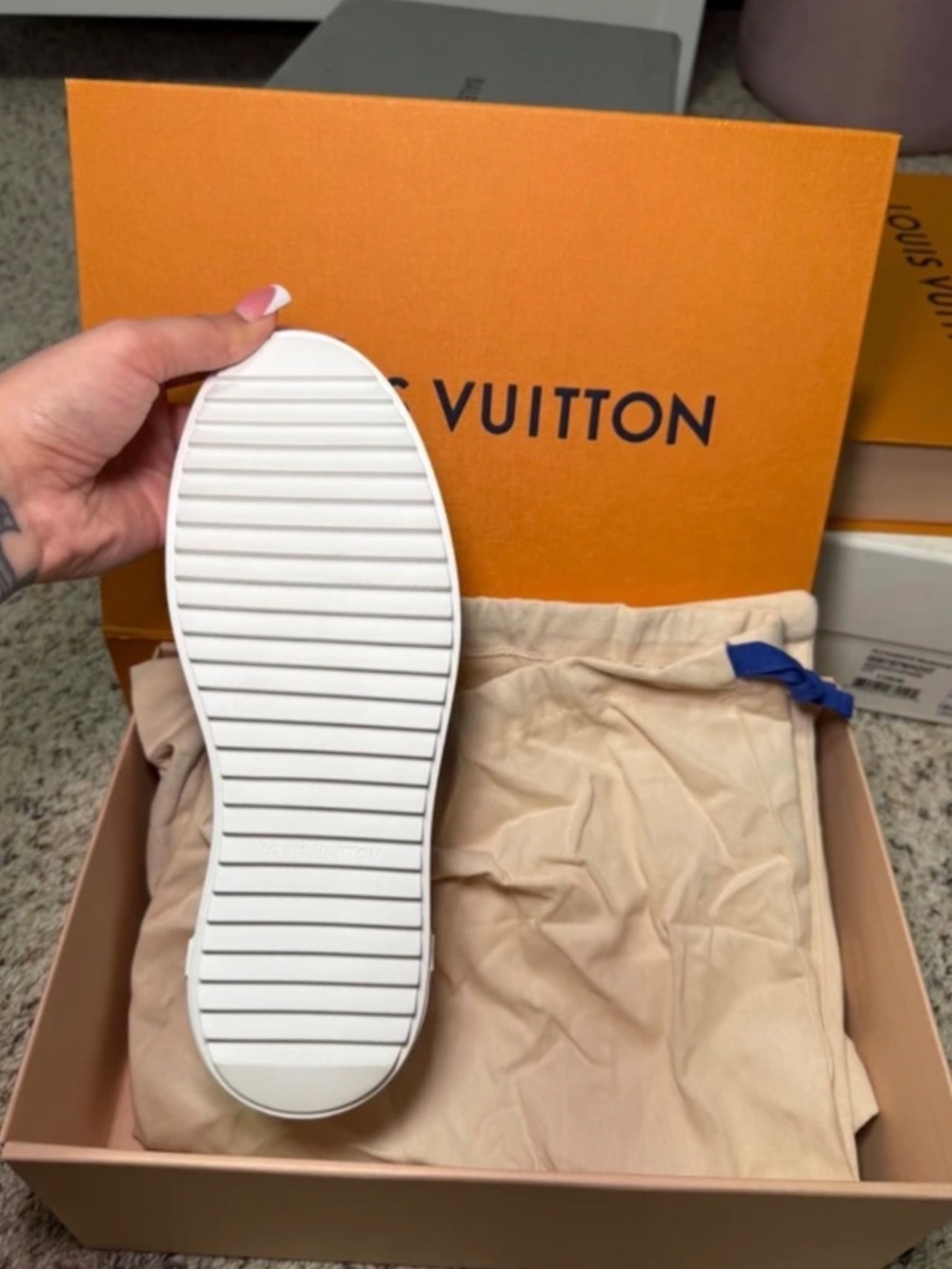 Louis Vuitton Blue monogram canvas escale Time Out Sneakers (Woman’s - Picture 3 of 3